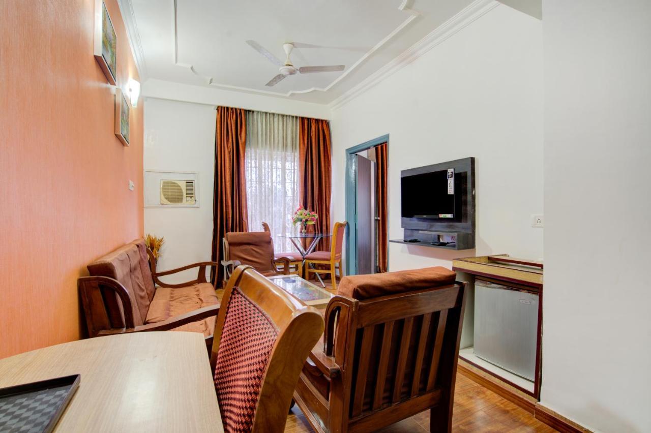 Hotel Mahadev Palace Деогарх Экстерьер фото