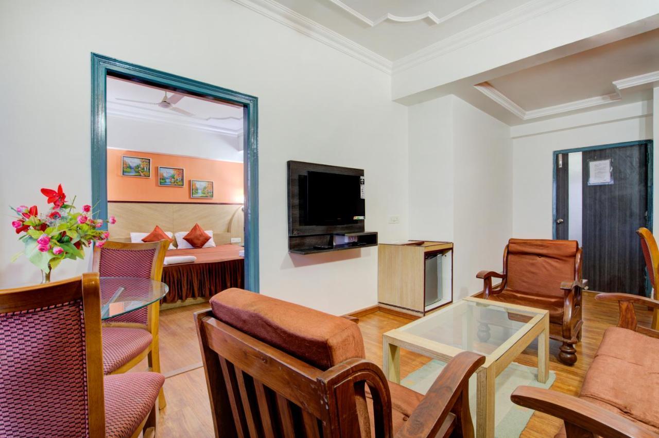 Hotel Mahadev Palace Деогарх Экстерьер фото
