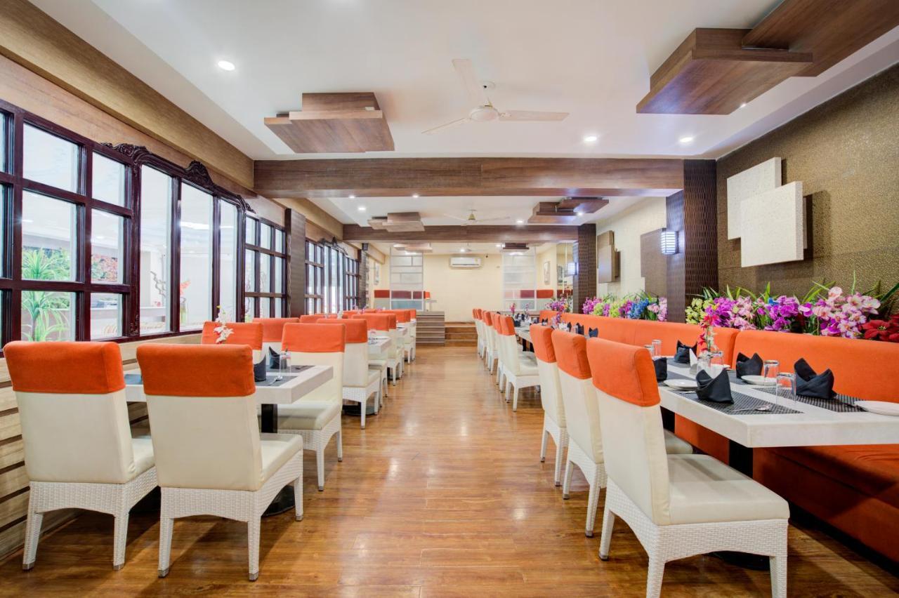 Hotel Mahadev Palace Деогарх Экстерьер фото