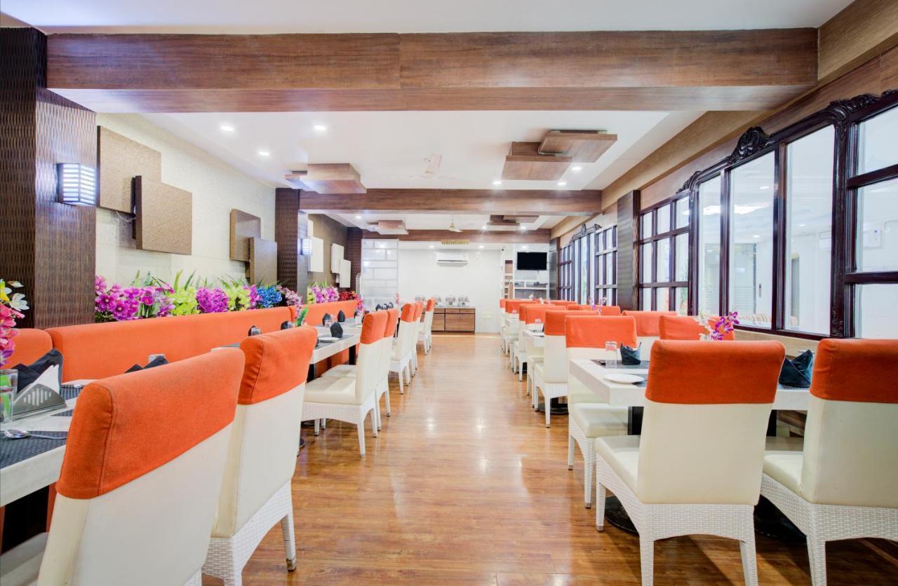 Hotel Mahadev Palace Деогарх Экстерьер фото