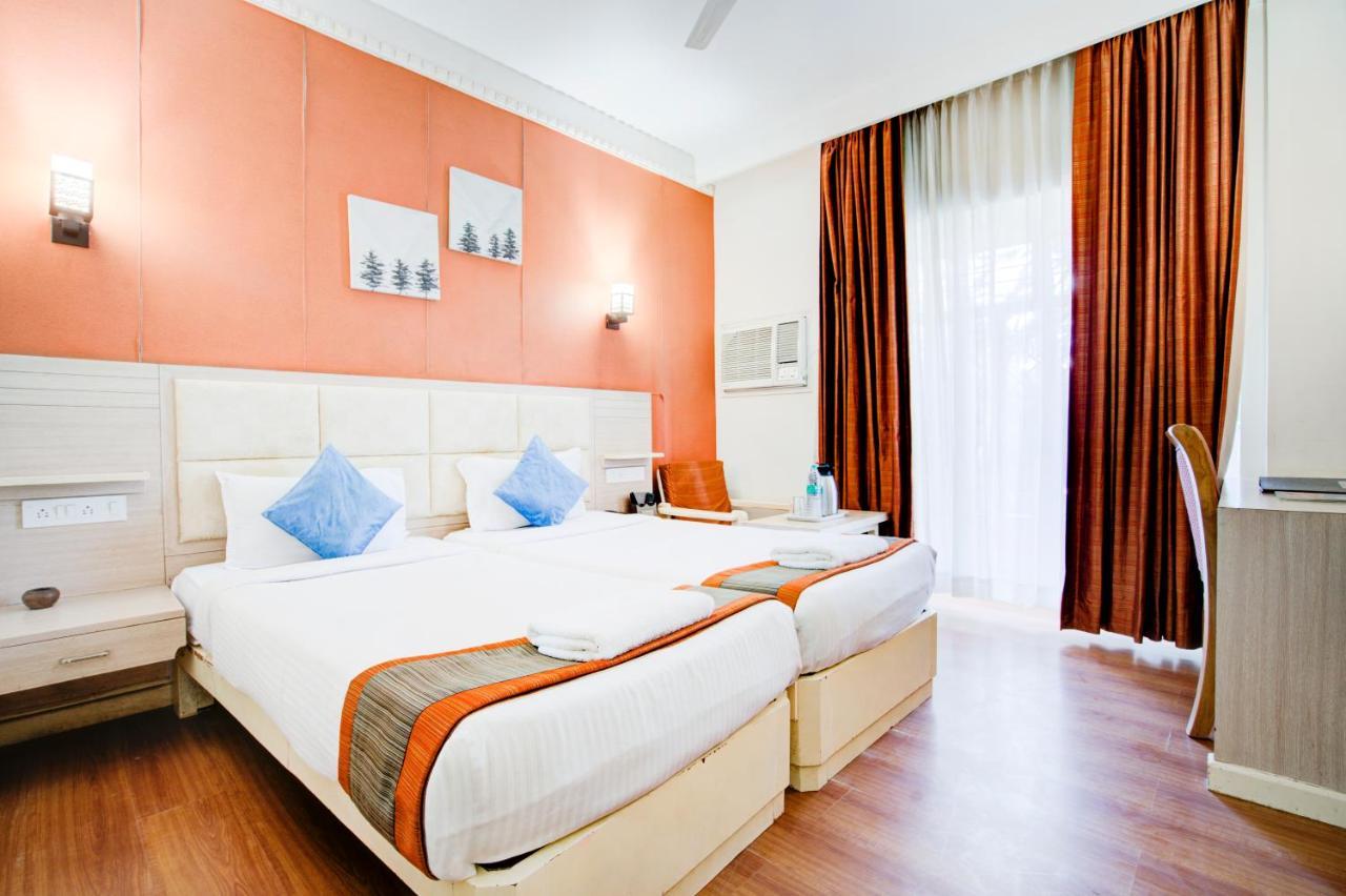 Hotel Mahadev Palace Деогарх Экстерьер фото